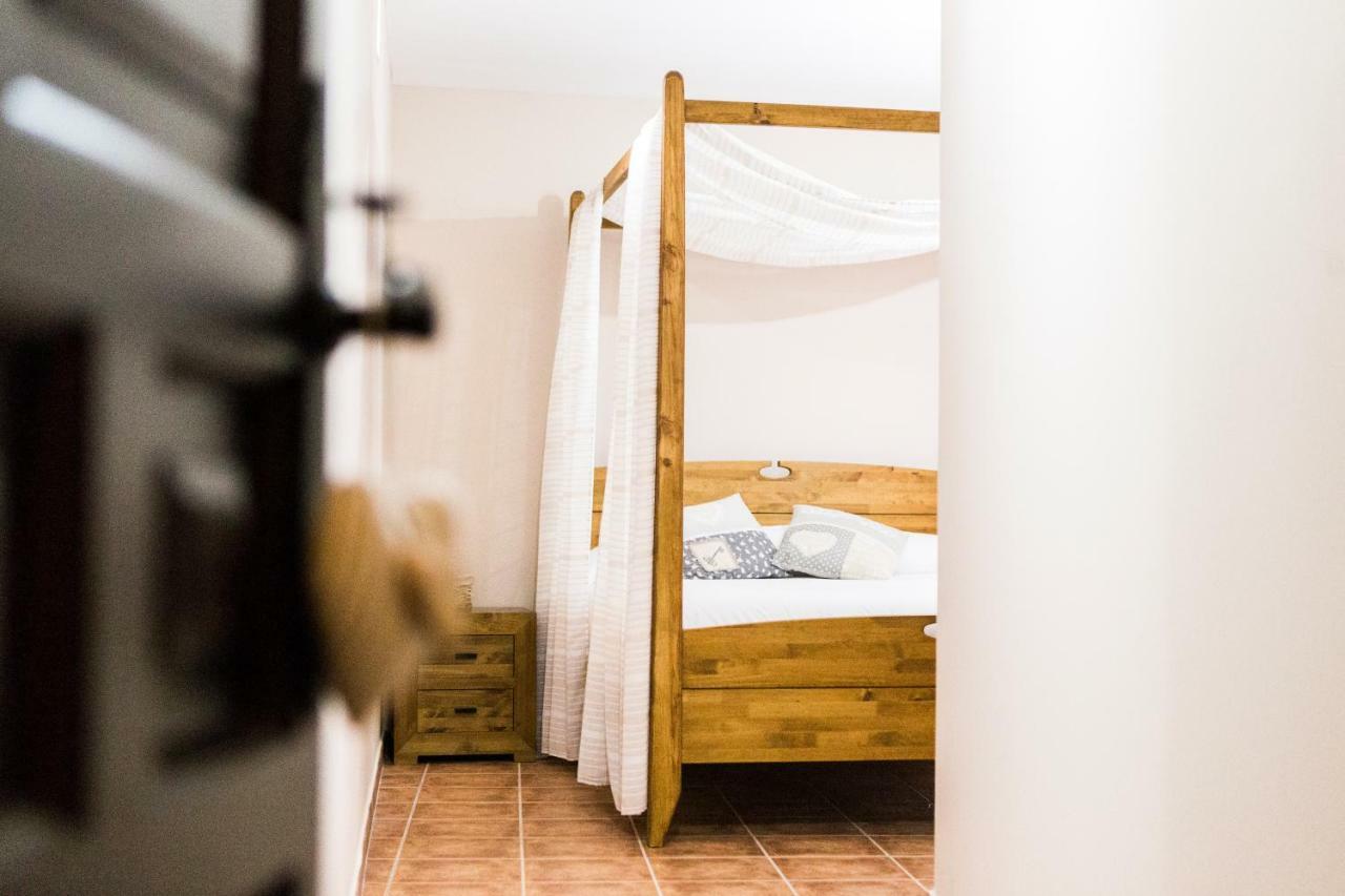 Horche Casa Rural Tio Mora מראה חיצוני תמונה